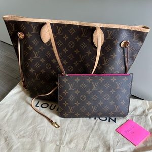❌SOLD❌ Louis Vuitton- Monogram Neo Neverfull MM Fuchsia